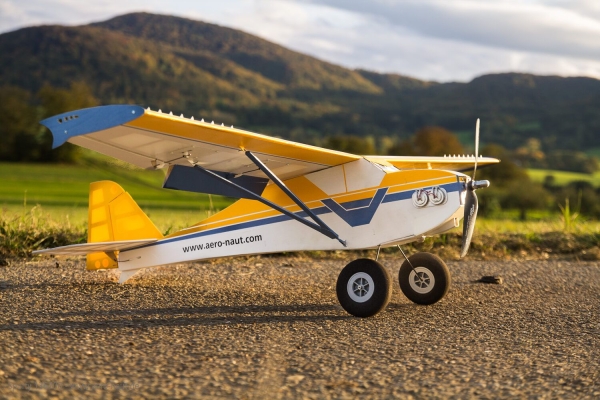 1367/00 SPORTY QR-Trainer 1,3 mtr. Bausatz